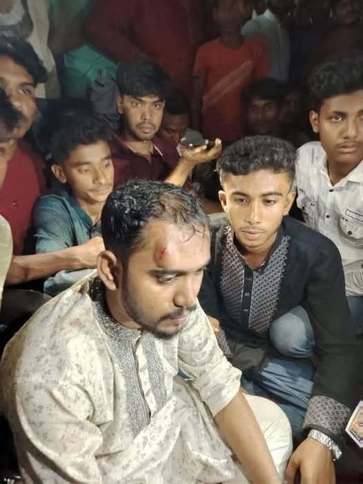 হান্নান মাসুদের ওপর হামলা